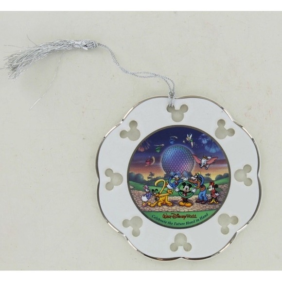 Disney Other - 2000‎ Walt Disney World Ornament - Celebrate the Future Hand in Hand
